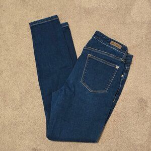 Lila Ryan The Louise Jean